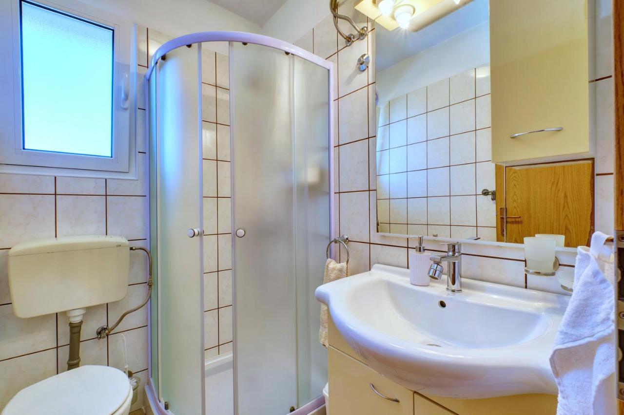 Sven Apartment Veli Losinj Ngoại thất bức ảnh