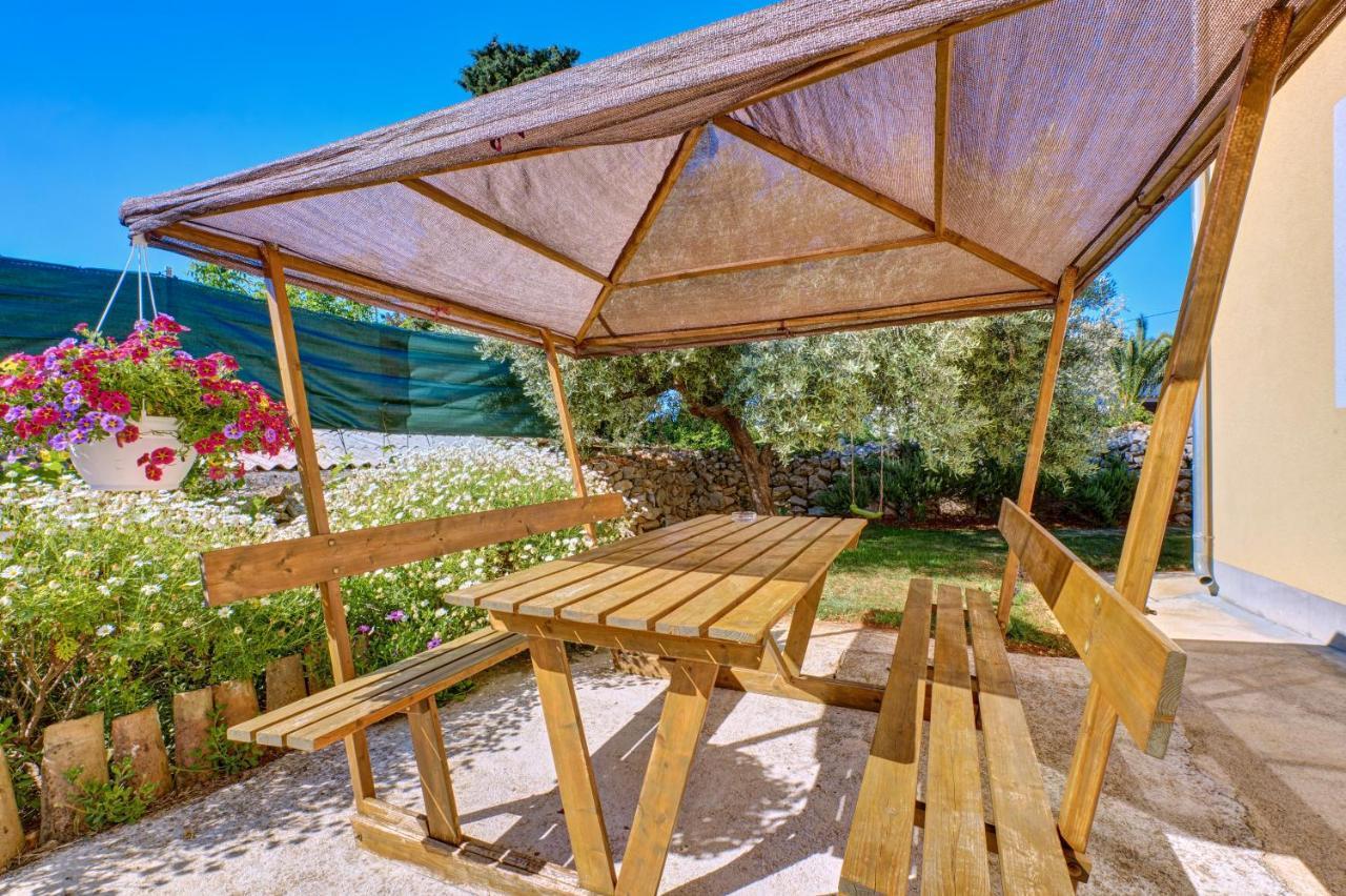 Sven Apartment Veli Losinj Ngoại thất bức ảnh
