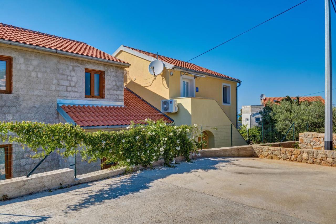 Sven Apartment Veli Losinj Ngoại thất bức ảnh